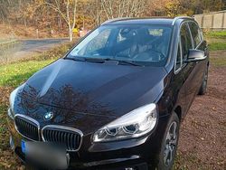 Schwarz Gebraucht 2015 BMW 218 Advantage Kombi | 10.299 € (Superpreis)