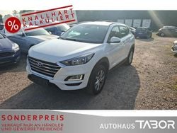 Weiss Gebraucht 2019 Hyundai Tucson Trend SUV | 10.385 € (Superpreis)