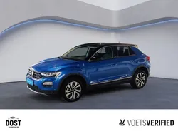 Blau Gebraucht 2021 VW T-Roc Active SUV | 19.930 € (Guter Preis)