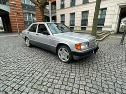 Silber Gebraucht 1991 Mercedes 190 Limousine | 11.999 €