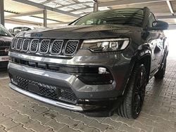 Grau Gebraucht 2023 Jeep Compass SUV | 38.990 €