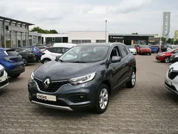 Grau (titaniumgrau metallic) Gebraucht 2020 Renault Kadjar LIMITED SUV | 15.990 € (Etwas zu teuer)
