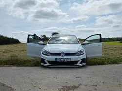 Weiß Gebraucht 2017 VW Golf VII GTE Limousine | 17.499 € (Fairer Preis)