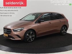 Beige Gebraucht 2022 Mercedes B250e Urban Van / Kleinbus | 22.400 € (Etwas zu teuer)