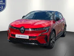 Rot Gebraucht 2023 Renault Mégane Evolution Limousine | 31.880 € (Guter Preis)