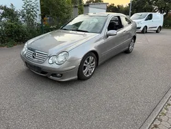 Grau Gebraucht 2005 Mercedes C180 Coupé | 2.400 €