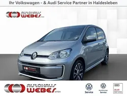 Silber Gebraucht 2022 VW e-up! Style Kleinwagen | 17.899 € (Etwas zu teuer)