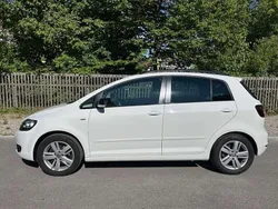Weiß Gebraucht 2012 VW Golf Plus Cross Trendline Van / Kleinbus | 22.000 €