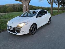 Weiß Gebraucht 2014 Renault Mégane III Bose Edition Coupé | 5.000 € (Guter Preis)