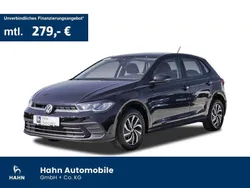 Deep black perleffekt Gebraucht 2024 VW Polo Life Limousine | 20.970 € (Fairer Preis)