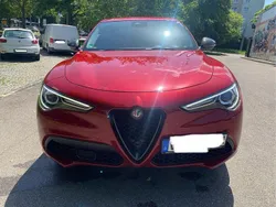 Rot Gebraucht 2017 Alfa Romeo Stelvio SUV | 21.800 € (Guter Preis)