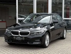 Schwarz ii Gebraucht 2021 BMW 320 Sport Line Limousine | 28.850 € (Fairer Preis)