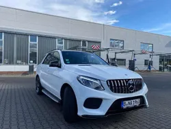 Weiß Gebraucht 2017 Mercedes GLE350 AMG line SUV | 39.900 € (Etwas zu teuer)