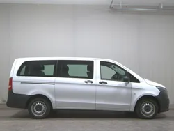Weiss Gebraucht 2020 Mercedes Vito Van / Kleinbus | 28.480 € (Guter Preis)