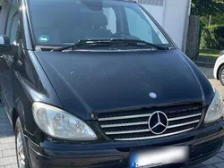 Schwarz Gebraucht 2010 Mercedes Viano Van / Kleinbus | 22.900 €
