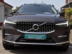 Platinumgrey metallic Gebraucht 2022 Volvo XC60 Ultimate SUV | 37.497 € (Fairer Preis)