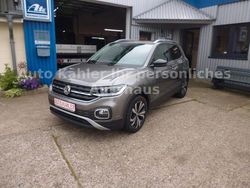 Grau Gebraucht 2019 VW T-Cross Style SUV | 19.300 € (Etwas zu teuer)
