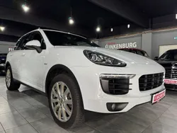 Weiß Gebraucht 2016 Porsche Cayenne SUV | 28.700 € (Guter Preis)