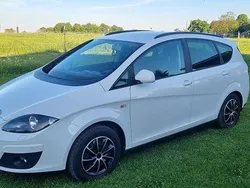 Weiß Gebraucht 2015 Seat Altea XL Sun Van / Kleinbus | 4.999 € (Fairer Preis)