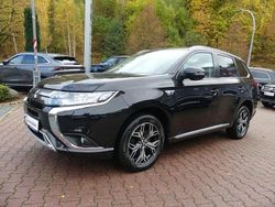 Schwarz (metallic) Gebraucht 2021 Mitsubishi Outlander P-HEV SUV | 18.990 € (Guter Preis)