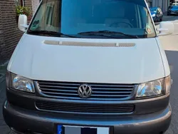 Grau Gebraucht 1997 VW T4 Van | 20.000 €