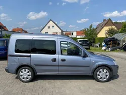 Blau Gebraucht 2008 Opel Combo Edition Van / Kleinbus | 3.750 € (Teuer)