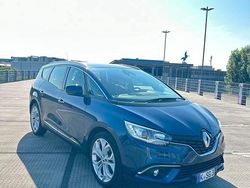 Blau Gebraucht 2018 Renault Grand Scénic Van / Kleinbus | 8.500 €