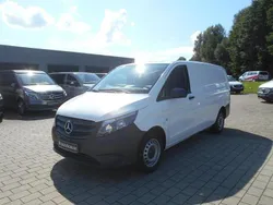 Weiß Gebraucht 2021 Mercedes Vito Van / Kleinbus | 23.622 € (Superpreis)