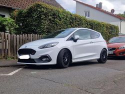 Weiß Gebraucht 2021 Ford Fiesta S Kleinwagen | 19.000 € (Fairer Preis)