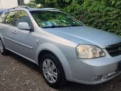Grau Gebraucht 2010 Chevrolet Nubira SX Kombi | 2.900 € (Fairer Preis)