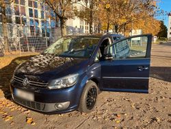 Blau Gebraucht 2014 VW Touran Highline Van / Kleinbus | 7.900 € (Guter Preis)