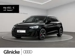 Mythosschwarz metallic Neu 2025 Audi A1 S-Line Kleinwagen | 39.990 € (Etwas zu teuer)