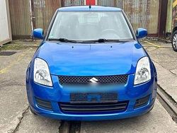 Blau Gebraucht 2009 Suzuki Swift Kleinwagen | 2.500 €