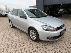 Silber Gebraucht 2011 VW Golf VI Style Kombi | 3.500 € (Superpreis)