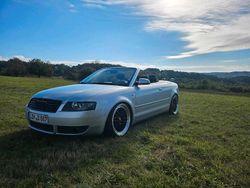 Silber Gebraucht 2003 Audi A4 Cabriolet Cabrio | 6.000 €