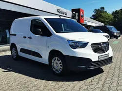 Weiß Gebraucht 2019 Opel Combo Edition Van / Kleinbus | 9.950 € (Fairer Preis)