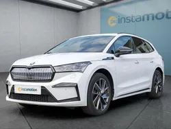Weiß Gebraucht 2022 Skoda Enyaq iV SportLine SUV | 37.199 € (Fairer Preis)