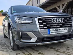 Grau Gebraucht 2018 Audi Q2 Sport SUV | 17.900 € (Guter Preis)