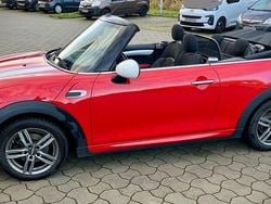 Rot Gebraucht 2017 Mini Cooper Cabriolet Cabrio | 12.900 € (Guter Preis)