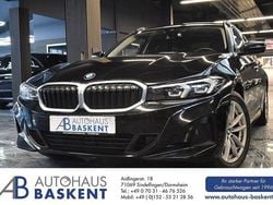 Schwarz Gebraucht 2022 BMW 320 Sport Line Kombi | 25.890 € (Fairer Preis)