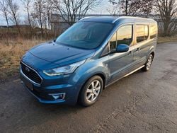 Blau Gebraucht 2018 Ford Tourneo Connect Titanium Van / Kleinbus | 10.500 € (Superpreis)