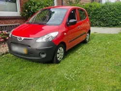 Rot Gebraucht 2009 Hyundai i10 Kleinwagen | 2.400 €