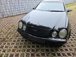 Schwarz Gebraucht 1999 Mercedes E320 Coupé | 1.500 €