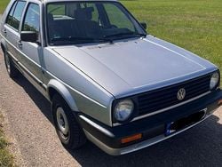 Silber Gebraucht 1990 VW Golf II Kleinwagen | 3.199 €