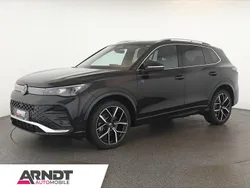 Deep black perleffekt Gebraucht 2025 VW Tiguan R-line SUV | 46.484 € (Guter Preis)