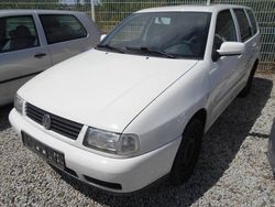 Weiß Gebraucht 2001 VW Polo Basis Kombi | 350 € (Superpreis)