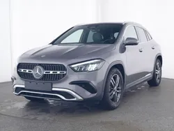 Grau Gebraucht 2024 Mercedes GLA220 SUV | 45.450 € (Guter Preis)