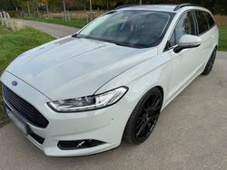 Grau Gebraucht 2017 Ford Mondeo ST-Line Kombi | 15.950 € (Teuer)