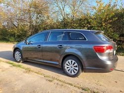 Gebraucht 2013 Toyota Avensis Executive Limousine | 10.500 € (Etwas zu teuer)