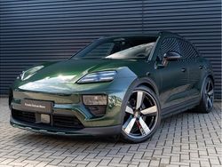 Gruen Gebraucht 2025 Porsche Macan SUV | 92.900 € (Fairer Preis)